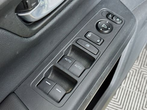 Certified 2023 Honda CR-V EX image 17