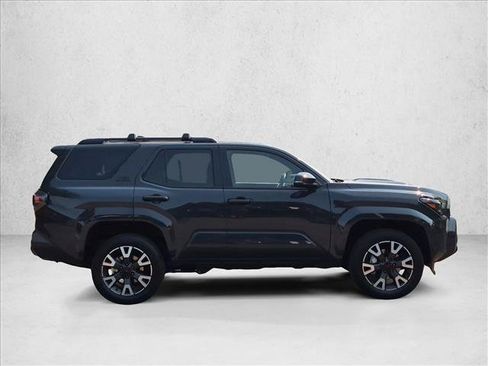 Used 2025 Toyota 4Runner TRD Sport AWD/4WD image 4