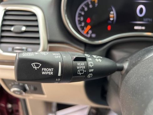 Certified 2016 Jeep Grand Cherokee Limited w/ Trailer Tow Group IV image 29