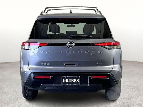 New 2026 Nissan Pathfinder SV image 7