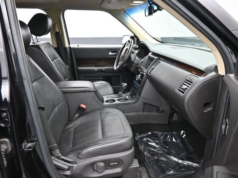 Used 2019 Ford Flex Limited AWD/4WD image 27