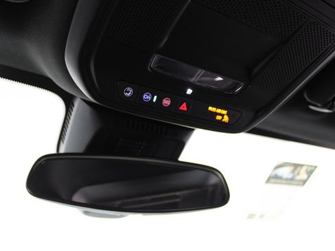 Used 2025 Chevrolet Equinox LT image 21