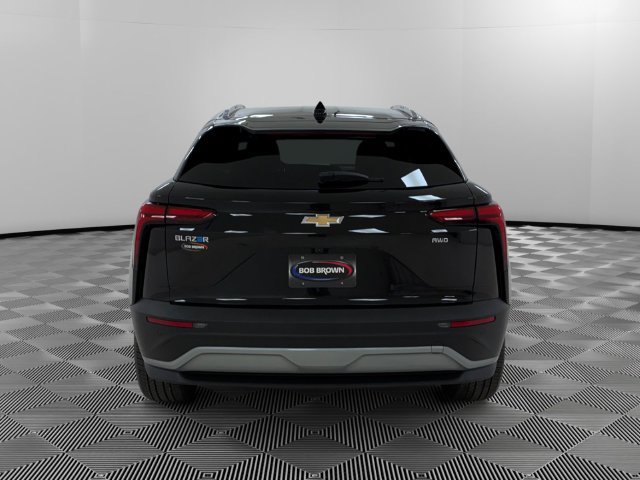 Certified 2024 Chevrolet Blazer EV LT AWD/4WD image 4