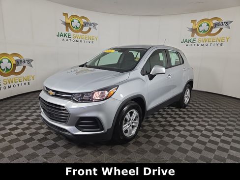 Used 2020 Chevrolet Trax LS image 3
