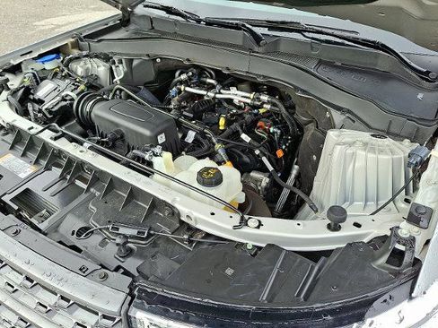 Certified 2022 Ford Explorer XLT w/ Equipment Group 202A image 29