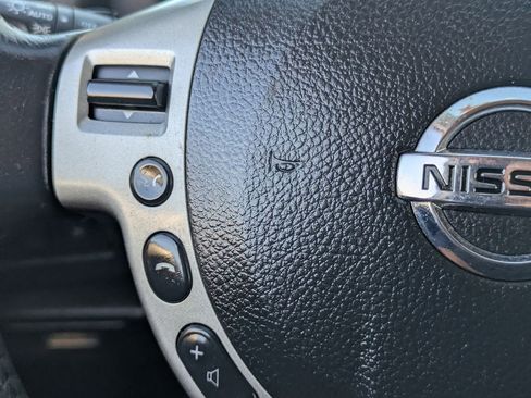 Used 2011 Nissan Rogue SV w/ SL Pkg image 27