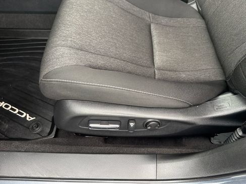Used 2024 Honda Accord EX image 11
