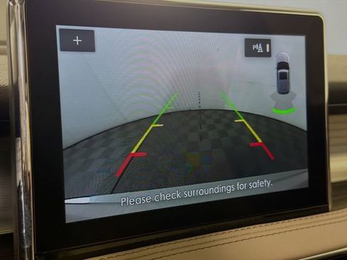 Used 2022 Lincoln Corsair AWD w/ Premium Package image 16