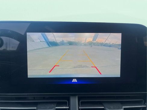 Used 2025 Chevrolet Trax RS w/ Driver Confidence Package image 29