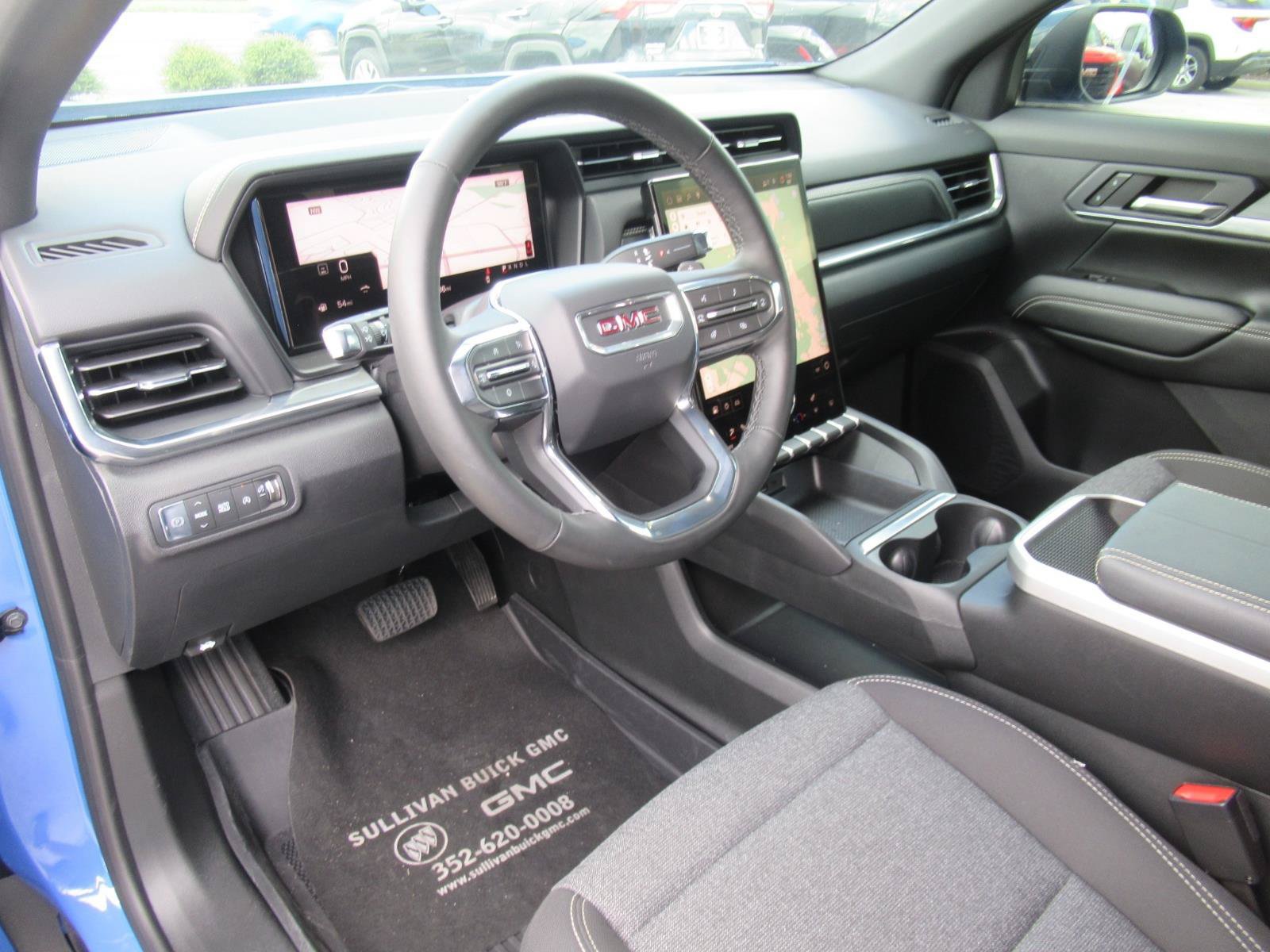 Used 2026 GMC Terrain Elevation w/ Black Edition FWD image 17
