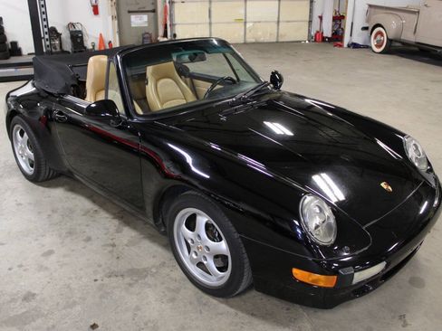 Used 1995 Porsche 911 Cabriolet image 30