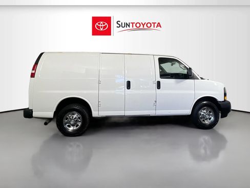 Used 2019 Chevrolet Express 2500 w/ Driver Convenience Package image 2