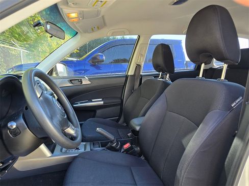 Used 2011 Subaru Forester 2.5X image 2