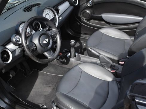 Used 2012 MINI Cooper Convertible image 34
