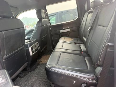 Used 2019 Ford F250 Lariat w/ Lariat Ultimate Package AWD/4WD image 8