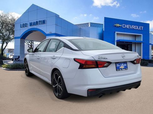 Used 2024 Nissan Altima 2.5 SR FWD image 5