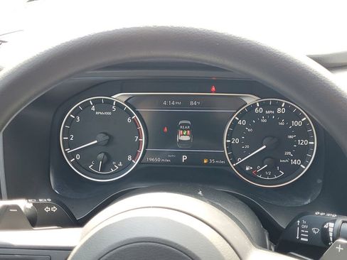 Used 2024 Nissan Rogue SV AWD/4WD image 28