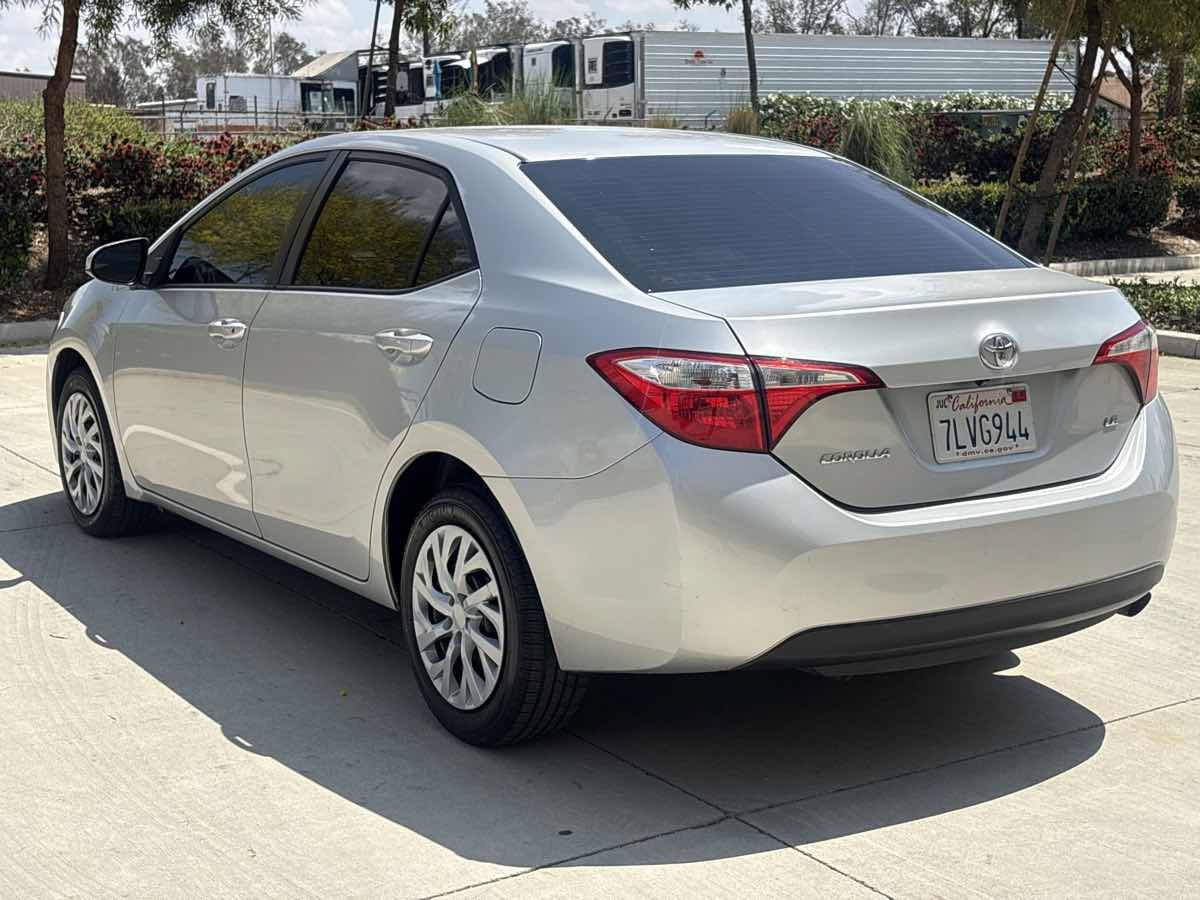 Used 2015 Toyota Corolla LE FWD image 5