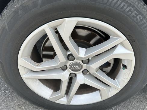 Used 2019 Audi Q5 2.0T Premium AWD/4WD image 14