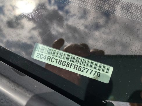 Used 2015 Chrysler Town & Country Touring w/ Driver Convenience Group image 7