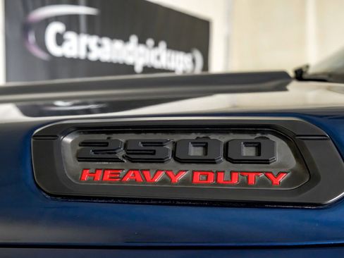 Used 2020 RAM 2500 Big Horn w/ Night Edition AWD/4WD image 43