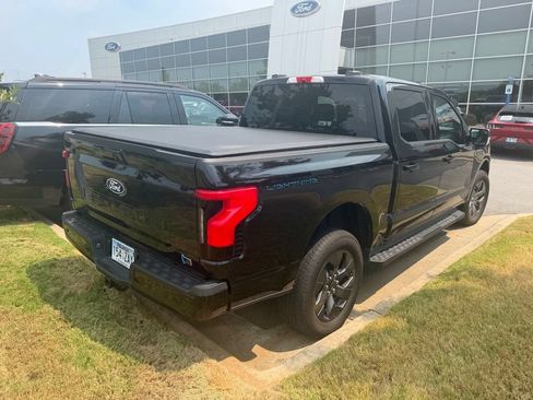 Used 2025 Ford F150 Lightning Flash AWD/4WD image 7