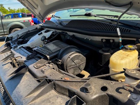 Used 2016 Chevrolet Express 3500 LS RWD image 28