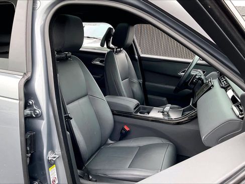 Used 2025 Land Rover Range Rover Velar Dynamic SE image 10