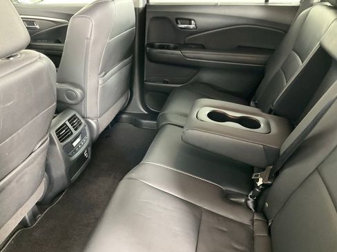 Used 2022 Honda Pilot EX-L image 12