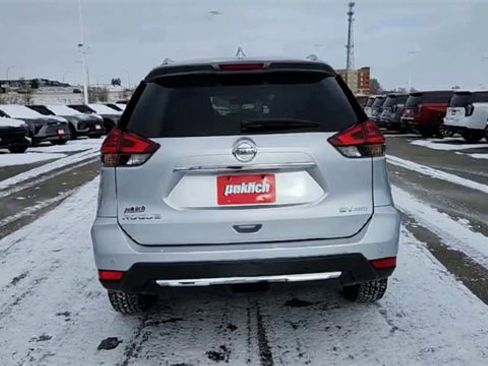 Used 2019 Nissan Rogue SV image 7