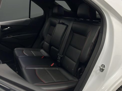 Used 2023 Chevrolet Equinox RS w/ RS Leather Package AWD/4WD image 23