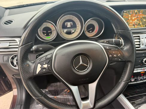 Used 2016 Mercedes-Benz E 350 Sedan image 29