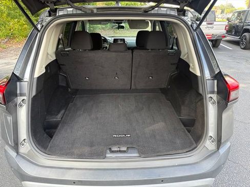 Used 2023 Nissan Rogue S AWD/4WD image 14