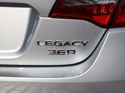 Used 2015 Subaru Legacy 3.6R Limited image 51
