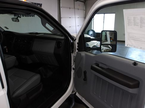Used 2016 Ford F450 XL w/ XL Value Package RWD image 15