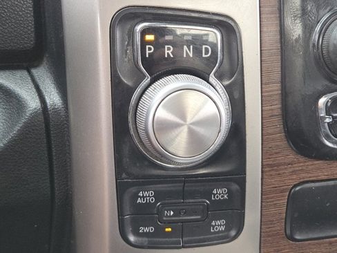 Used 2018 RAM 1500 Laramie w/ Convenience Group image 6