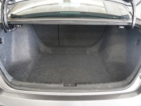 Used 2018 Honda Accord Sport image 39