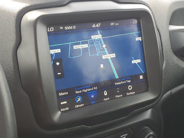 Used 2022 Jeep Renegade Altitude w/ Sun/Sound Group AWD/4WD image 17