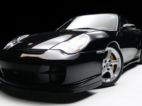Used 2003 Porsche 911 GT2 RWD image 19
