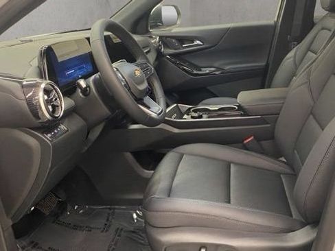 New 2026 Chevrolet Equinox LT w/ Convenience Package II AWD/4WD image 21