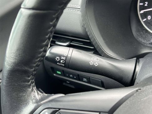 Used 2023 Nissan Sentra SV image 11