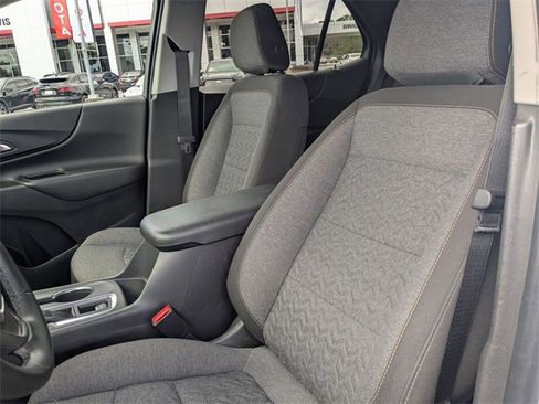 Used 2024 Chevrolet Equinox LT image 14
