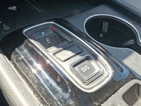 Used 2023 Honda Pilot Elite image 18