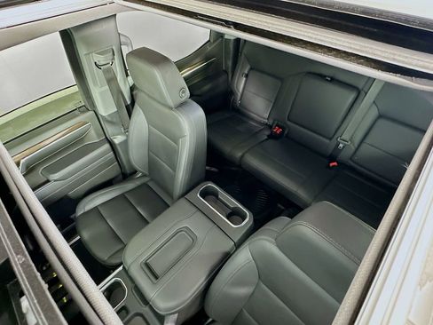 Used 2022 Chevrolet Silverado 1500 RST image 22