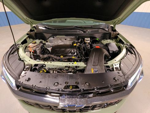 Used 2024 Chevrolet Trax RS w/ Sunroof Package image 37