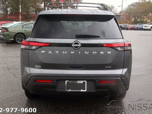 New 2025 Nissan Pathfinder SV image 6