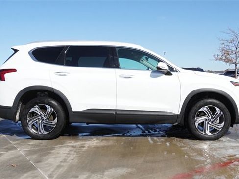 Used 2023 Hyundai Santa Fe SEL image 11