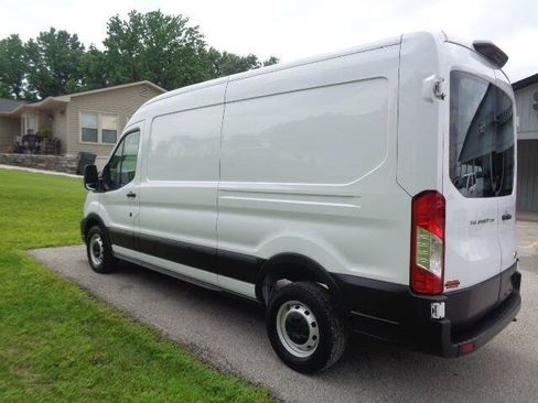 Used 2023 Ford Transit 250 Medium Roof RWD image 3