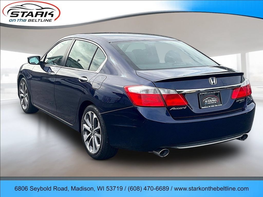 Used 2015 Honda Accord Sport image 4