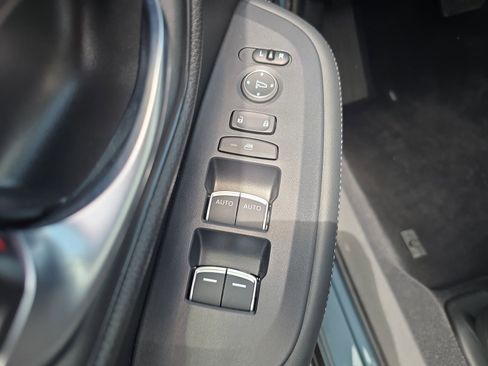 Certified 2024 Honda HR-V EX-L image 14